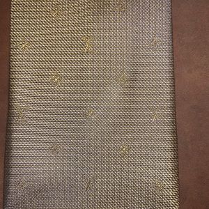 Men’s Louis Vuitton Gold Colored Tie